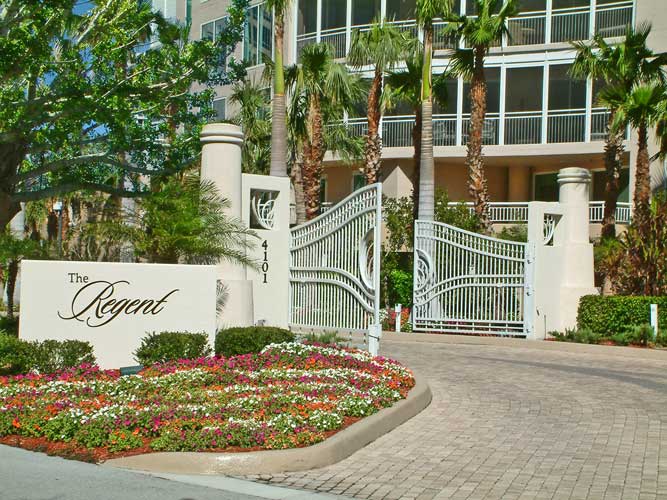 Regent Main Entry - Naples, Florida