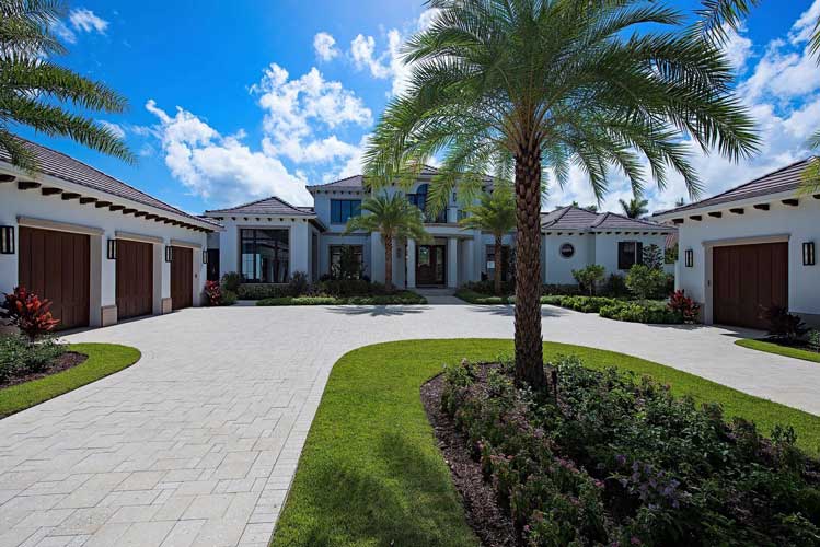 Front entry drive of an Estate lot in Estuary - Naples, Florida