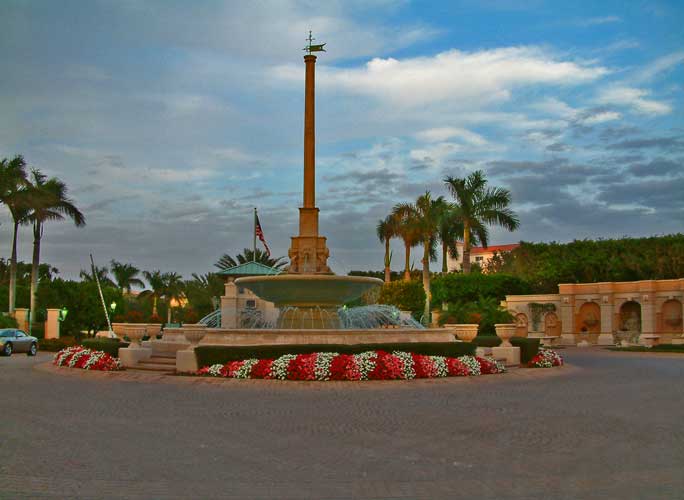 Entry feature monument that leads you into Cape Marco - Marco Island, Florida